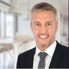 photo of agent